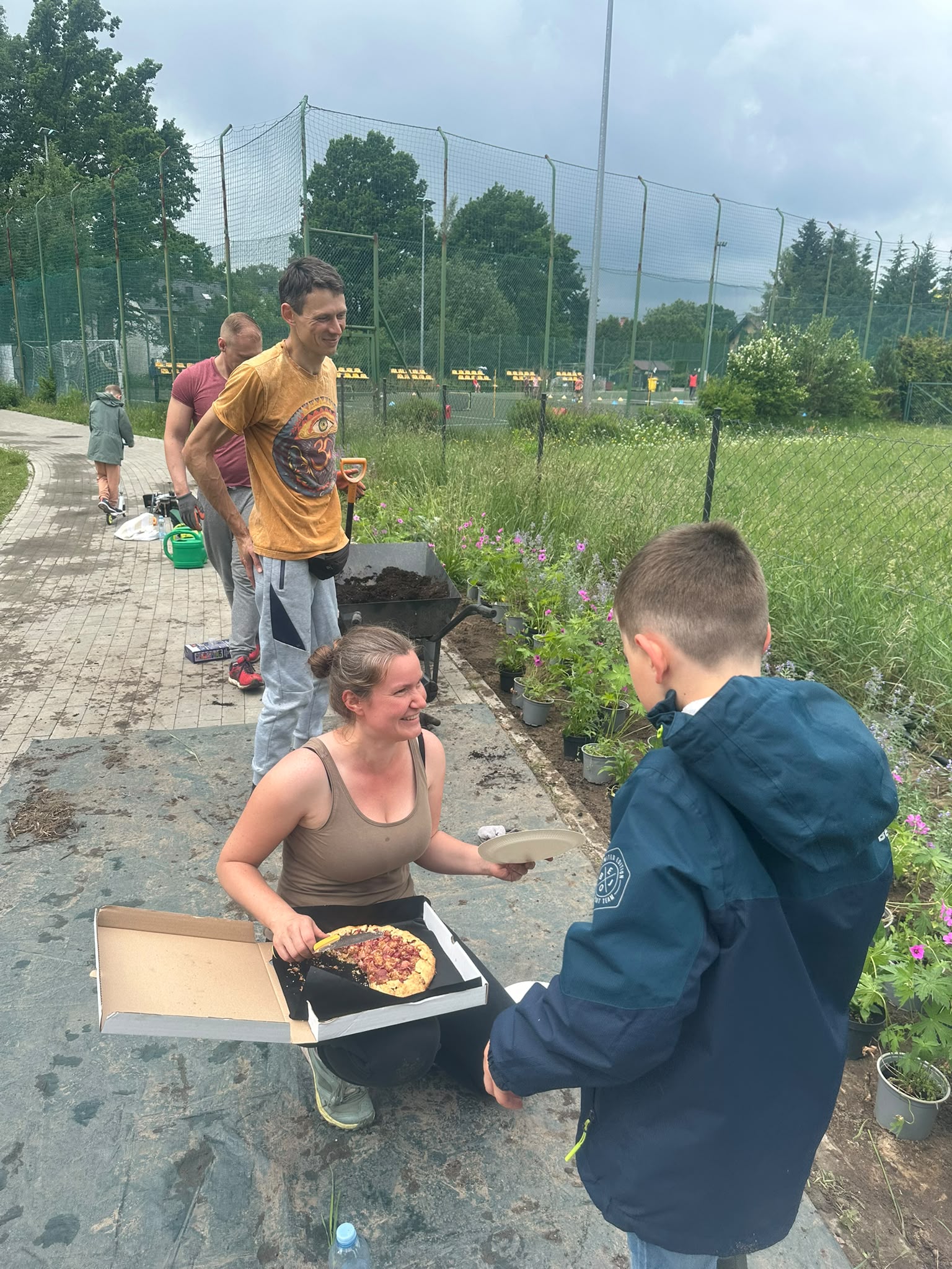 Przerwa na ciasto i kawę.